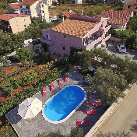 Apartment With Private Pool Sukošan 外观 照片