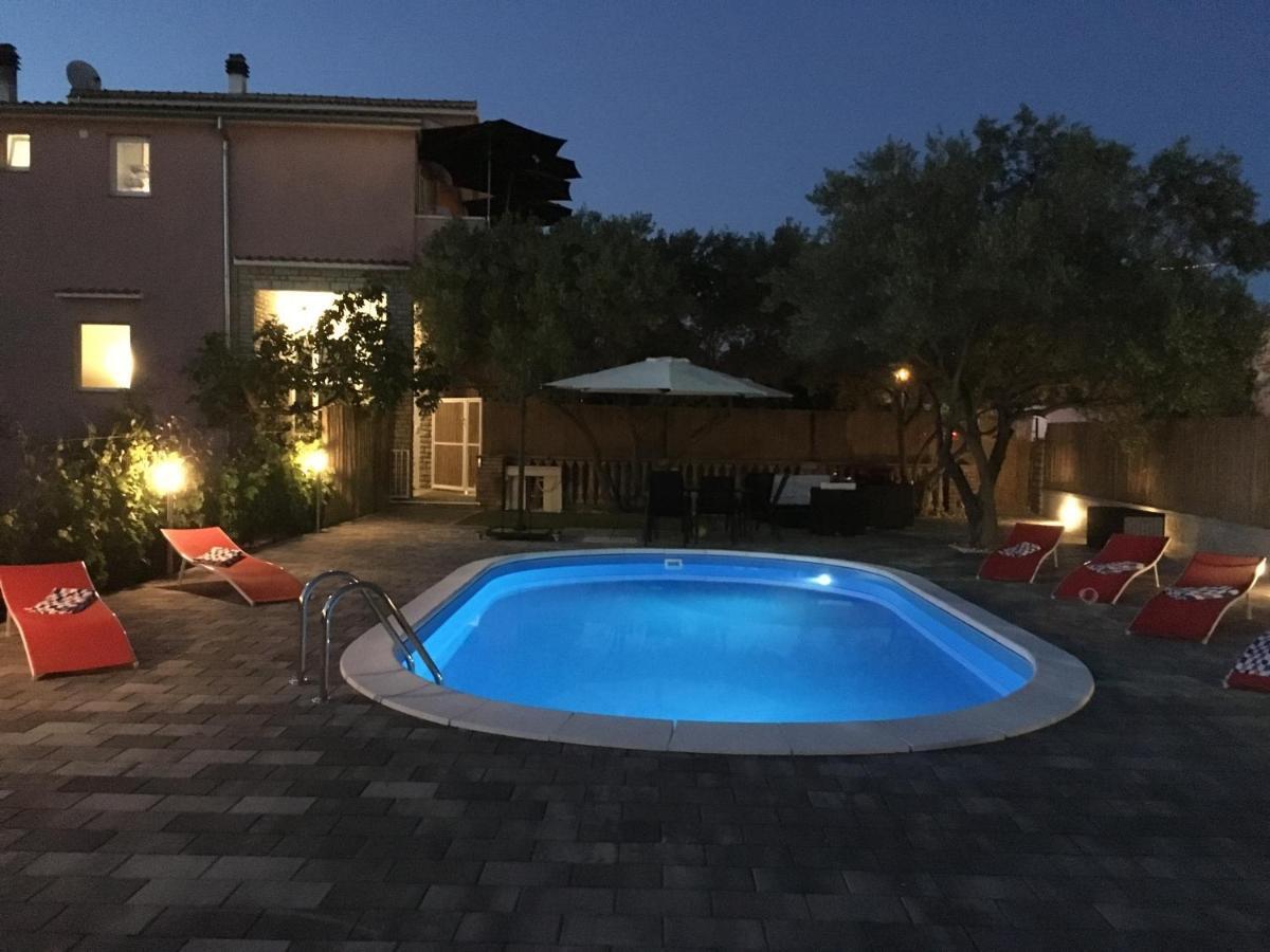 Apartment With Private Pool Sukošan 外观 照片
