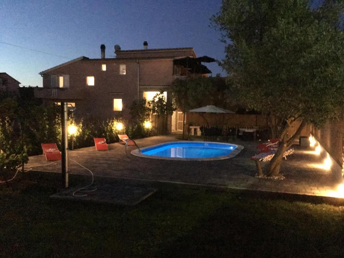 Apartment With Private Pool Sukošan 外观 照片